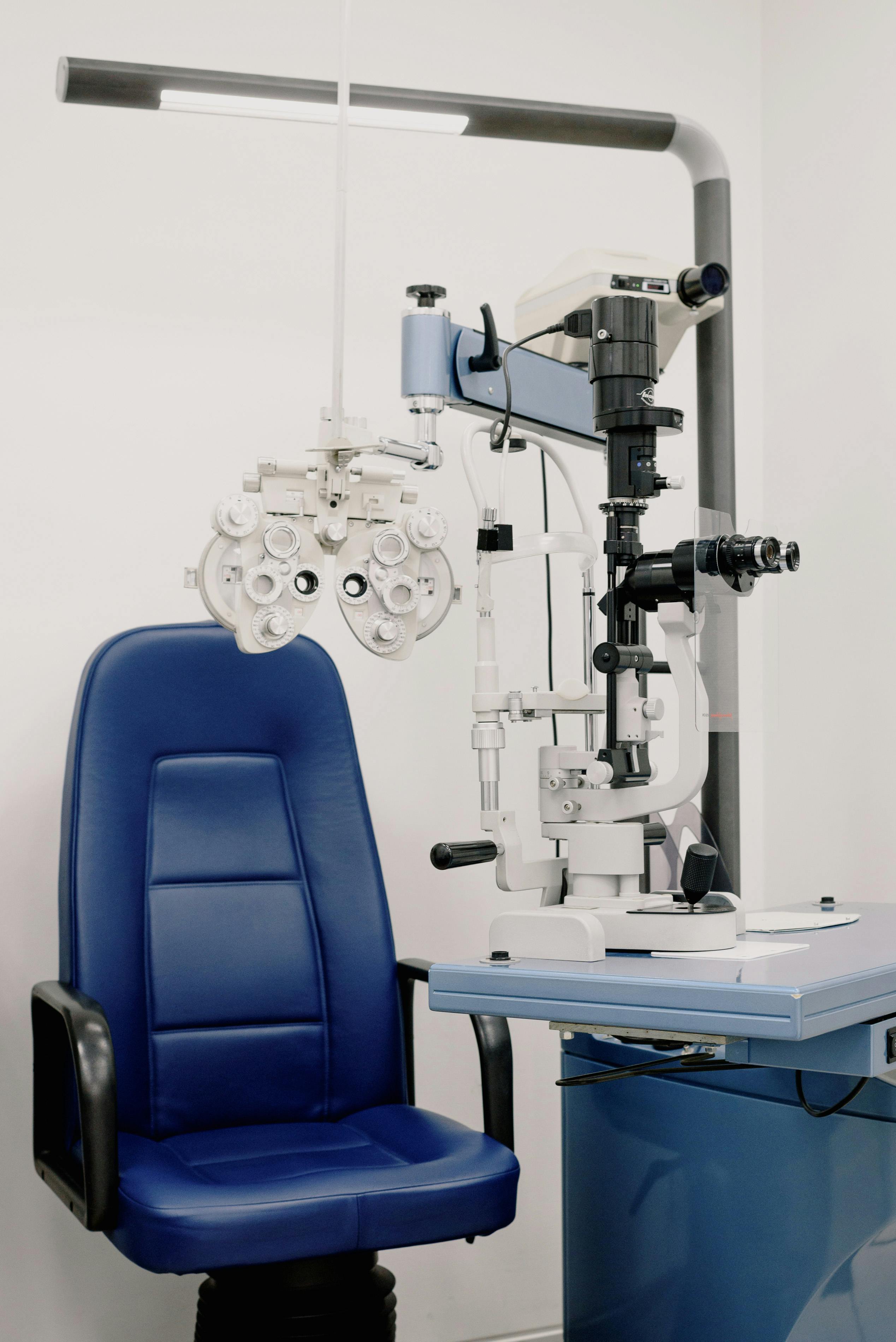 Ophthalmic examination equipment in a clinic setting
